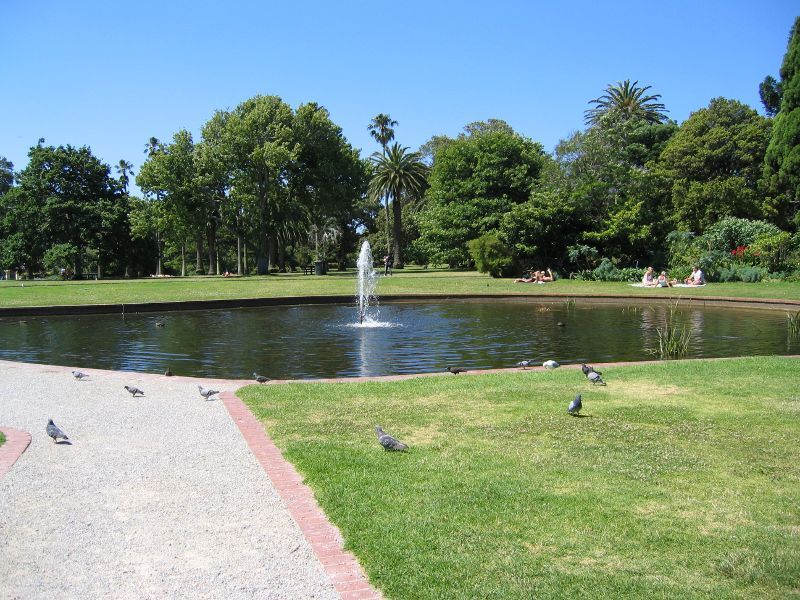 St Kilda - St Kilda Botanical Gardens, Blessington Street: Lake in front of conservatory