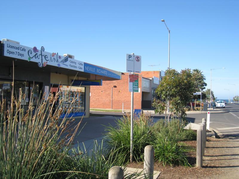 St Leonards - Shops and commercial centre, Murradoc Road: View north-east along Murradoc Rd towards Blanche St