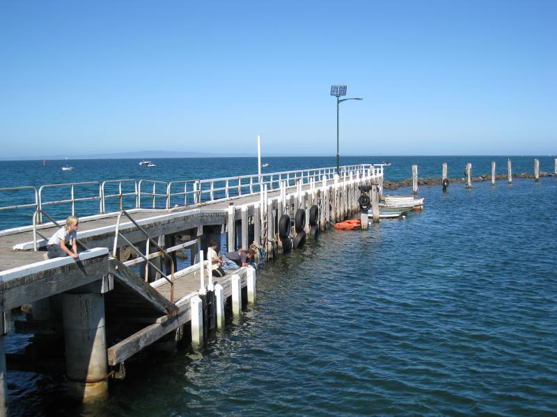 St Leonards - St Leonards Pier, eastern end of Murradoc Road: Far arm of pier near rocks