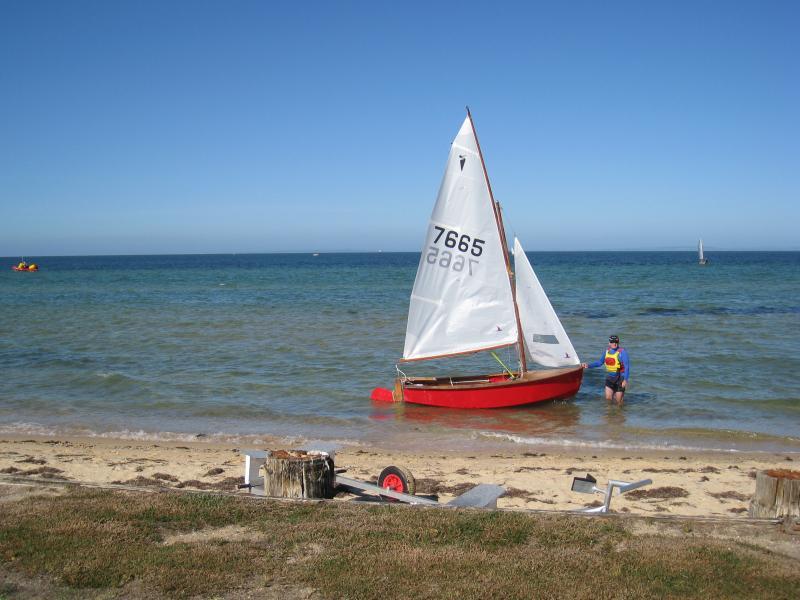 St Leonards - Yacht club and surrounding foreshore, southern end of Lower Bluff Road: Yacht on the water in front of yacht club