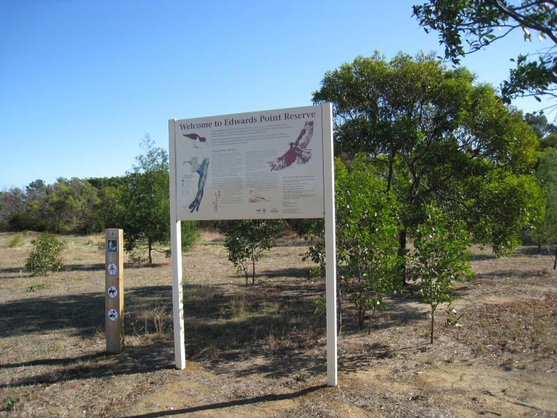 St Leonards - Edwards Point Wildlife Reserve, car park on Bluff Road near Ibbotson Street: Sign near start of walking track at car park