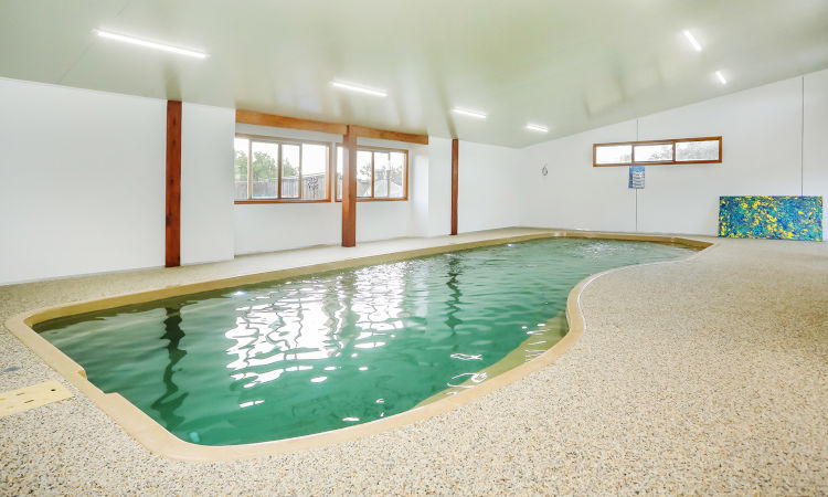 Island Escape by the Beach, Surf Beach