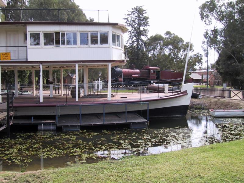 Swan Hill - Pioneer Settlement: Paddle steamer at entrance