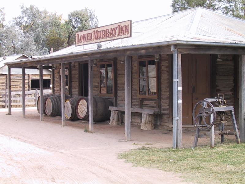 Swan Hill - Pioneer Settlement: Lower Murray Inn