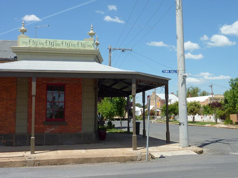 Talbot - Camp Street: View east along Camp St at Heales St
