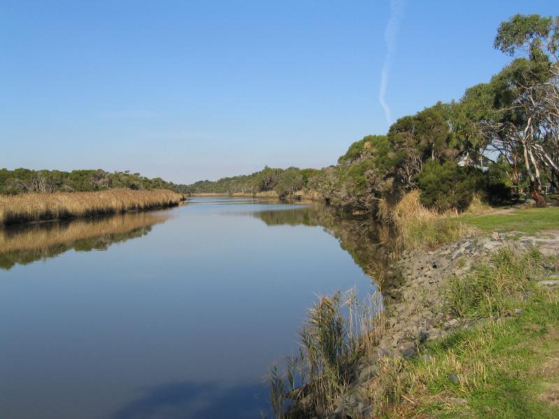 Tarwin Lower - Picnic area and Tarwin River at The Long Table, River Drive near Ripple Landing: View south-east along Tarwin River, south of jetty