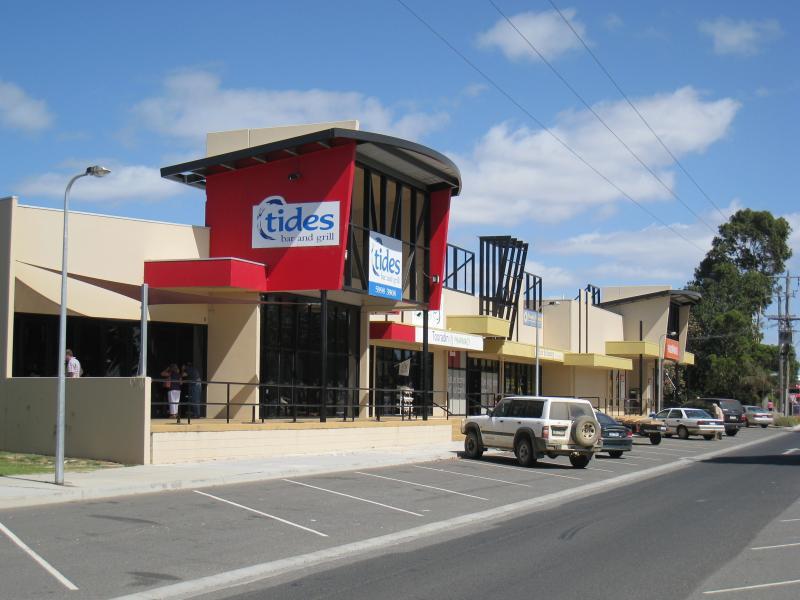 Tooradin - Shops and commercial centre, South Gippsland Highway: Shops along service road on south side of South Gippsland Hwy between Bakewell St and Lyall St
