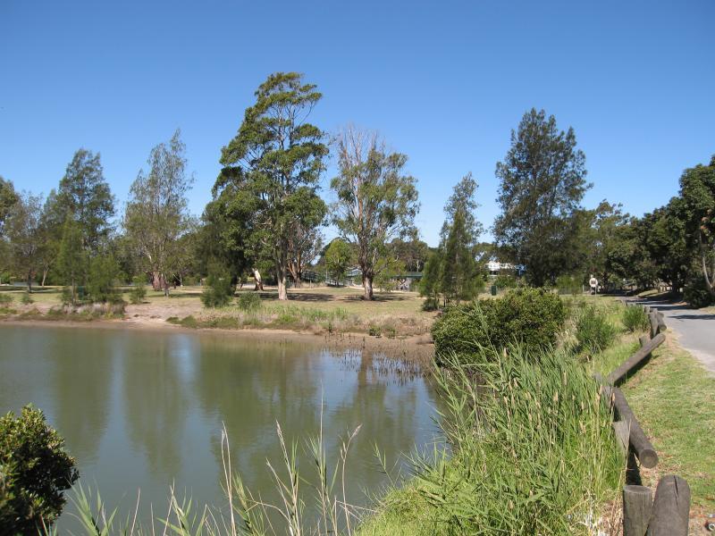 Tooradin - Sawtells Inlet north of South Gippsland Highway: View east towards branch of Sawtells Inlet from highway at Tooradin Station Rd