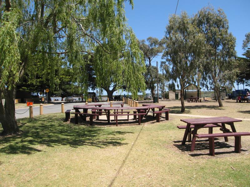 Tooradin - Landing Reserve picnic area fronting Sawtells Inlet, southern end of Foreshore Road: Tables and lawns