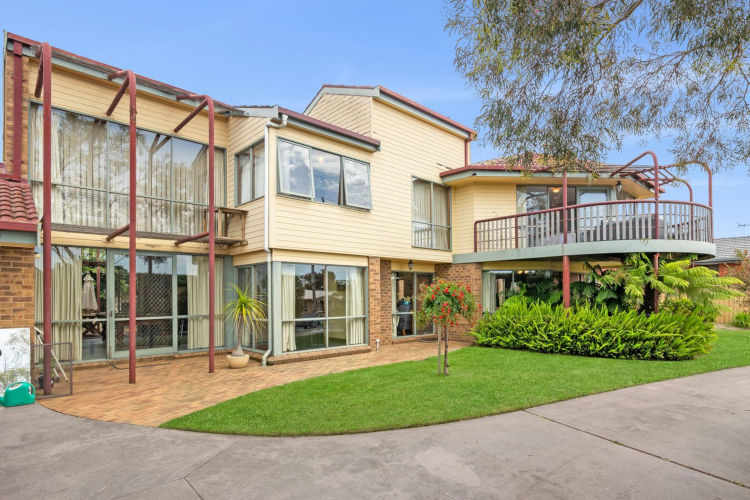 Central Fischer, Torquay