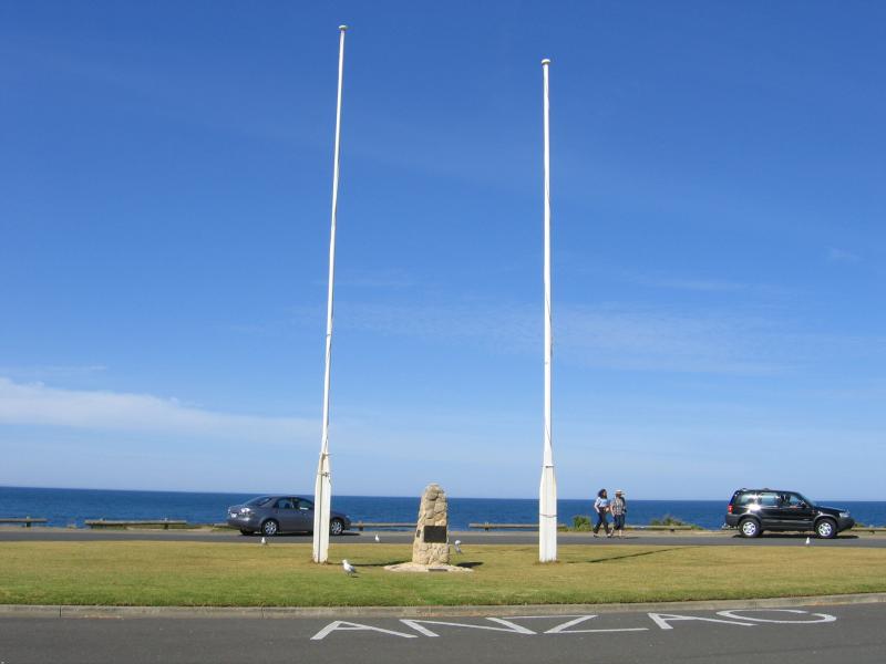 Torquay - Point Danger: Anzac Memorial, eastern end of Anzac Dr