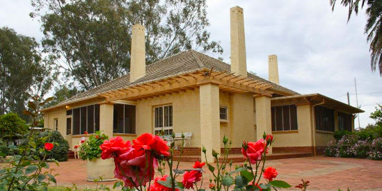Robinswood Homestead