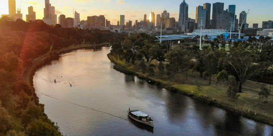 Melbourne Boat Hire - Cruise