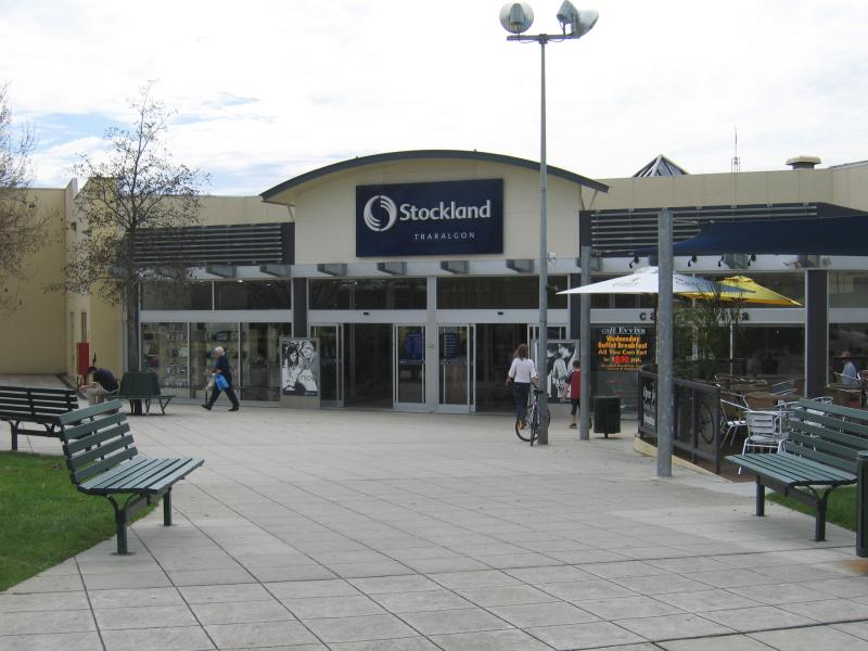 Traralgon - Commercial centre and shops - Stockland shopping centre, entrance corner Franklin St and Post Office Pl