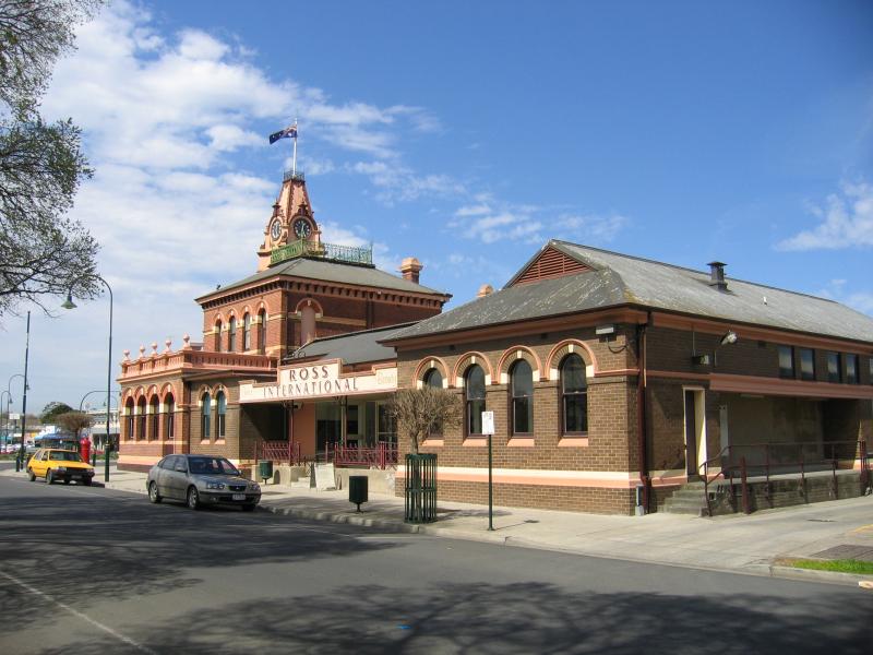 Traralgon - Kay Street area: View east along Kay St towards Post Office and Franklin St