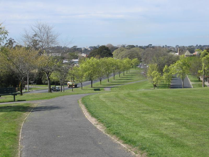 Traralgon - Kay Street area: View west along centre of Kay St near Clarke St