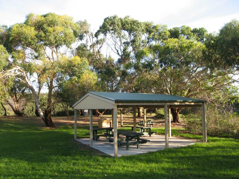 Venus Bay - Jupiter Park, Jupiter Boulevard near Juno Road: BBQ shelter and picnic area