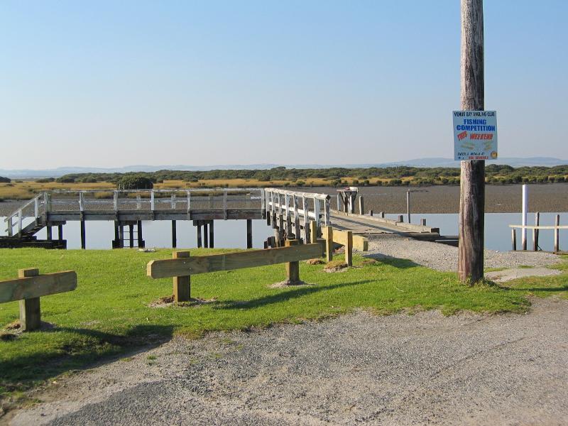 Venus Bay - Jetty and boat ramp, end of Fishermans Road at Anderson Inlet - View towards jetty and boat ramp from car park