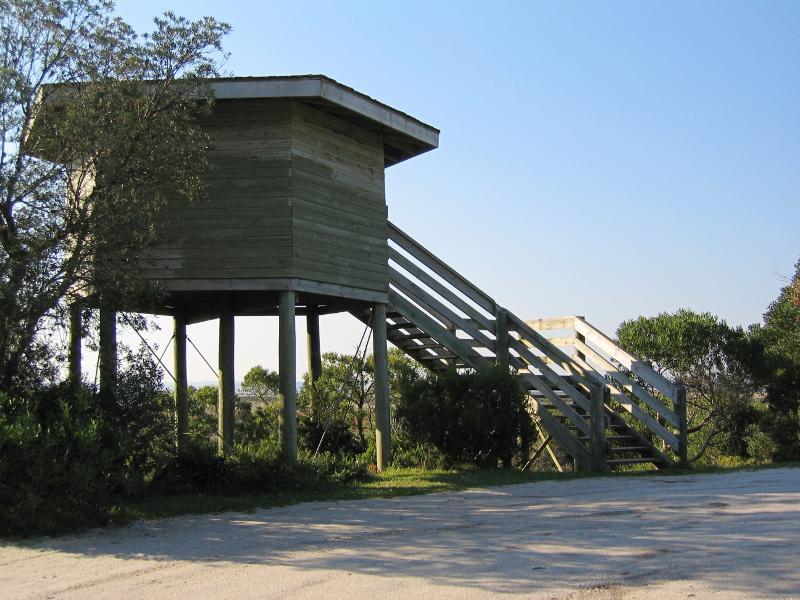 Venus Bay - Viewing platform, Lees Road at McIndoe Avenue: Viewing platform