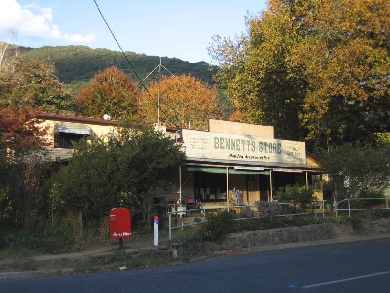 Wandiligong - Shops and commercial centre, Morses Creek Road: Bennett's Store
