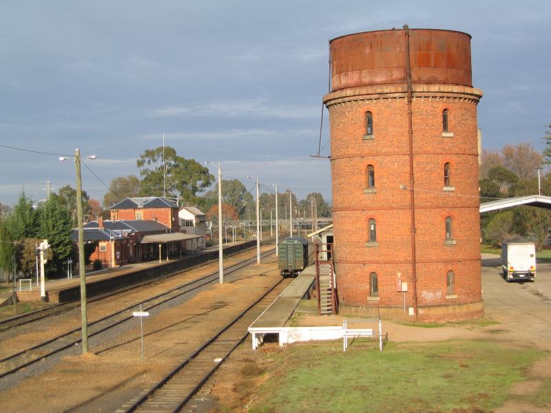 Wangaratta - Wangaratta station, Norton Street: View south-west towards station from footbridge over railway line