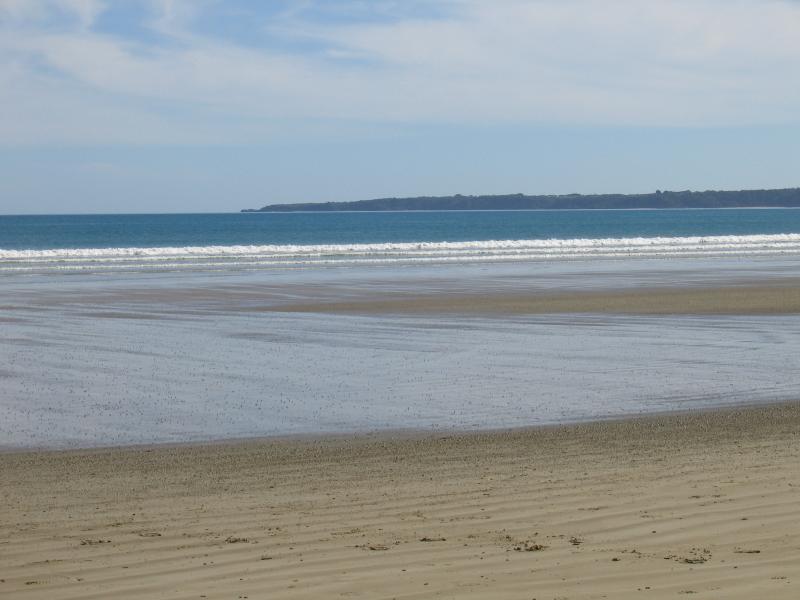 Waratah Bay - Beach and foreshore, Gale Street near Moongana Street: View south-west towards Bell Point