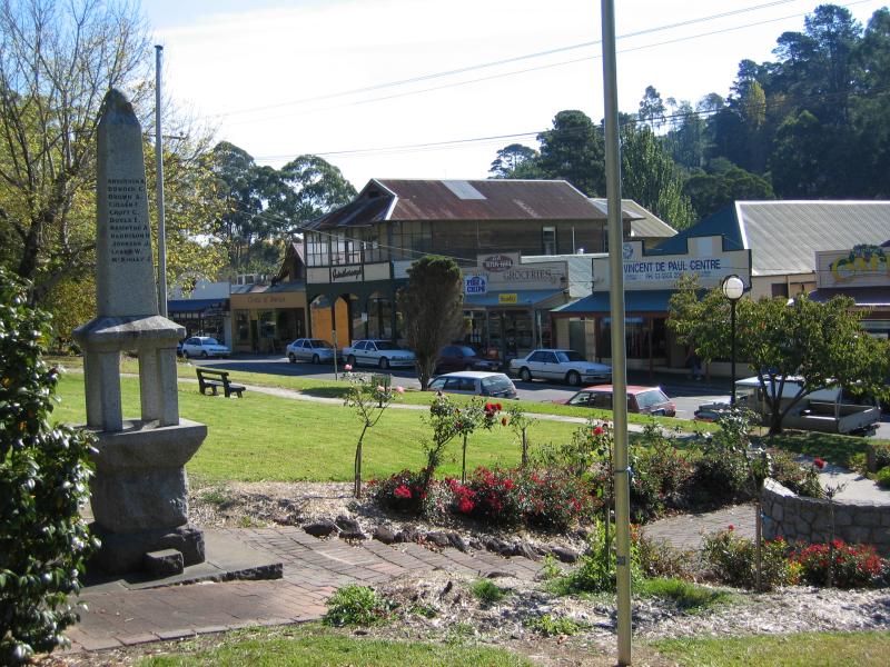 Warburton photos Travel Victoria & visitor guide