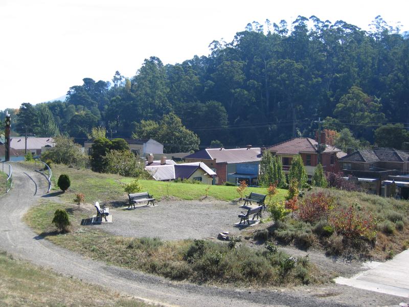 Warburton - Main Warburton commercial centre and shops: From reserve at Visitor Centre, view to shops