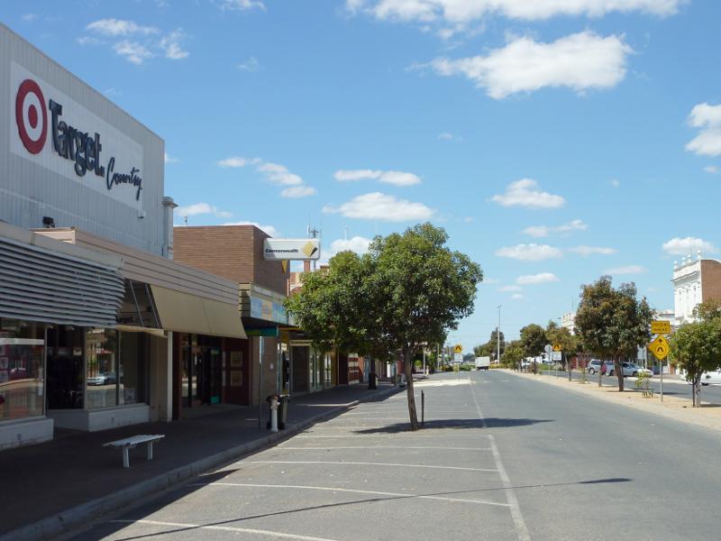 Warracknabeal - Shops and commercial centre, Scott Street - View south along Scott St between Woolcock St and Phillips St