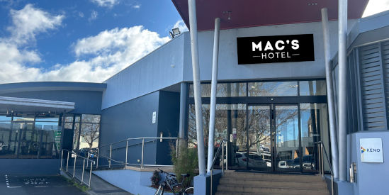 Macs Hotel, Warrnambool