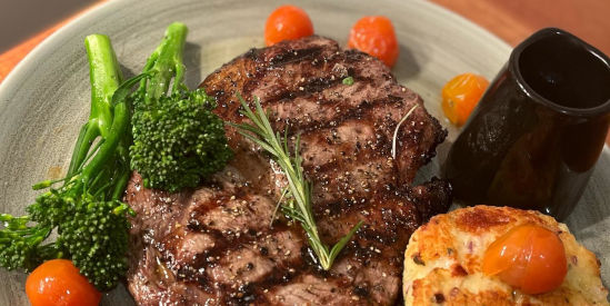 Whalers Hotel, Warrnambool