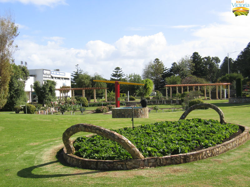 Warrnambool - Fletcher Jones gardens