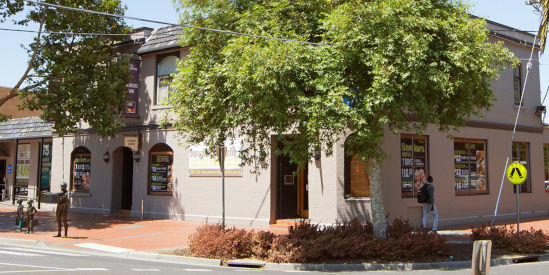 Commercial Hotel, Werribee