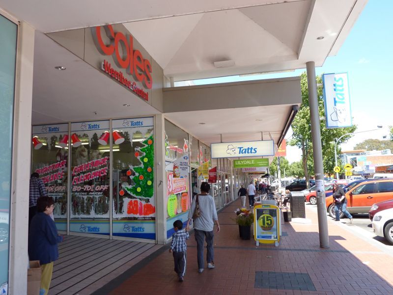 Werribee - Shops and commercial centre, Watton Street - View south-west along Watton St at Werribee Central Shopping Centre