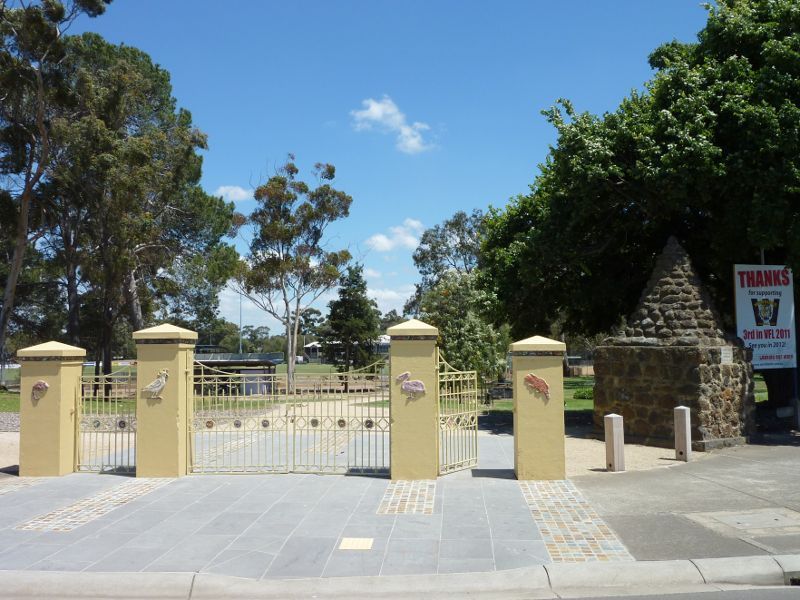 Werribee - Chirnside Park, Watton Street - Entrance gates to Chirnside Park and Hume & Hovell memorial, corner Watton St and Werribee St