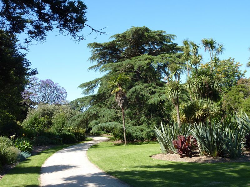 Werribee - Werribee Park and The Mansion, Werribee South - Garden beside the Great Lawn
