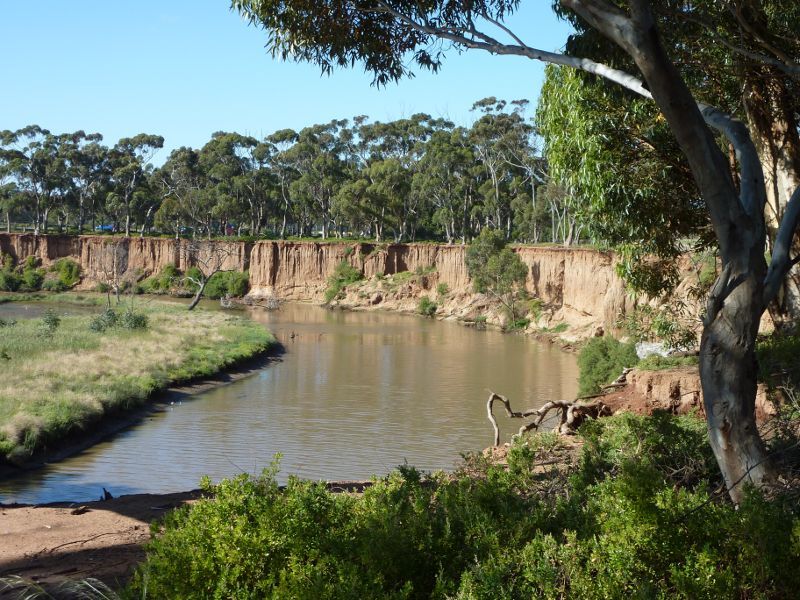 Werribee - Werribee River at south-western end of K Road, Werribee South - Northerly view along Werribee River towards cliffs at golf club