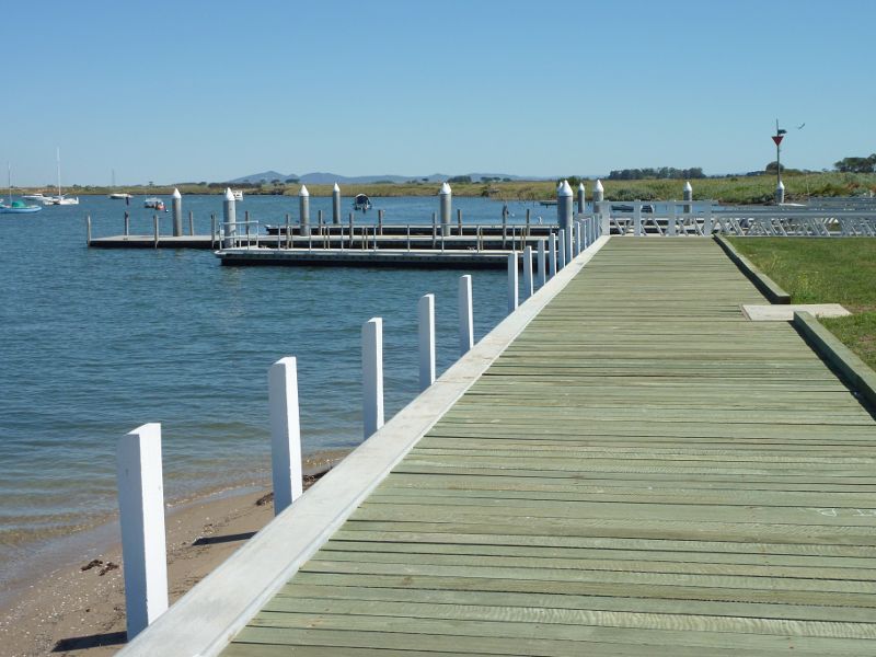 Werribee - Beach, foreshore, jetty, boat ramps and J.D. Bellin Reserve, Beach Road, Werribee South - North-westerly view along boardwalk towards boat ramps
