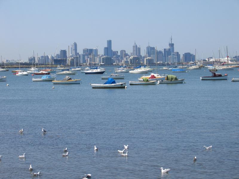 Williamstown - John Morley Reserve and Ferguson Street Pier: View of city skyline from Ferguson Street Pier