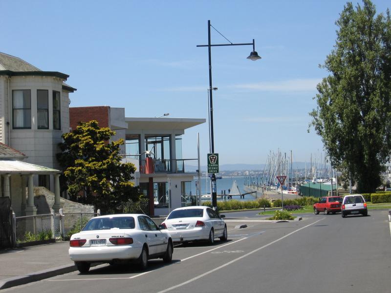 Williamstown - Commercial centre and shops, Ferguson Street and Douglas Parade: View east along Ferguson St towards The Strand