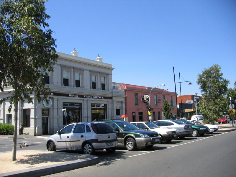 Williamstown - Commercial centre and shops, Ferguson Street and Douglas Parade: View east along Ferguson St at Coxs Garden