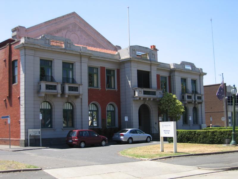 Williamstown - Commercial centre and shops, Ferguson Street and Douglas Parade: Williamstown Town Hall, Ferguson St