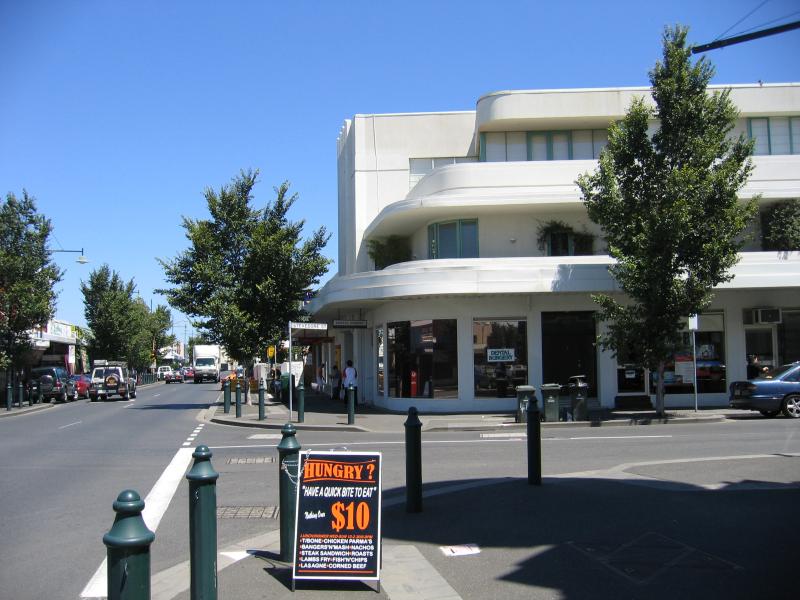Williamstown - Commercial centre and shops, Ferguson Street and Douglas Parade: View south along Douglas Pde at Stevedore St