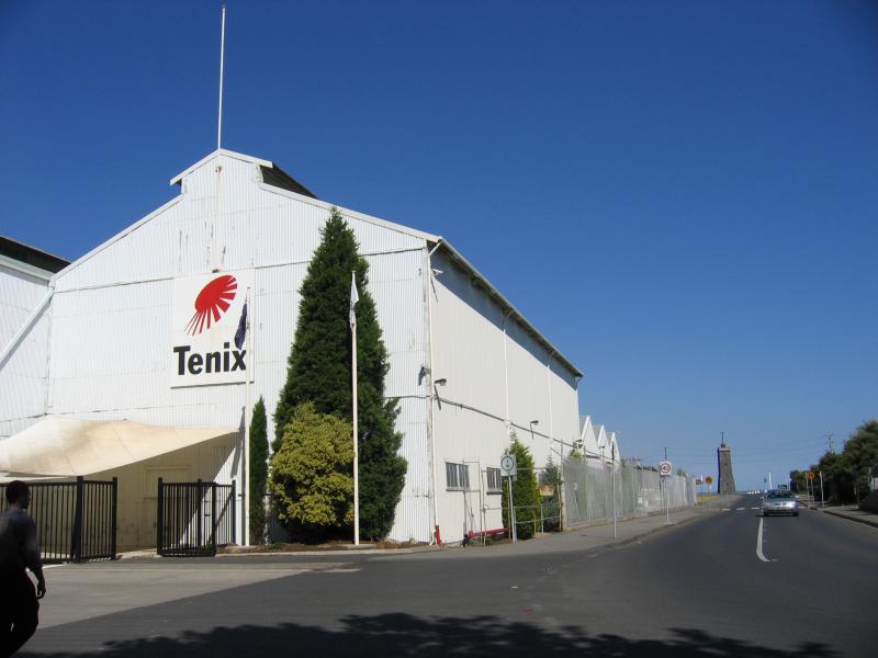 Williamstown - Nelson Place and shops: Tenix ANZAC Ship Project, Nelson Pl opposite Kanowna St