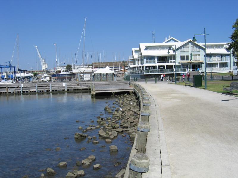 Williamstown - Commonwealth Reserve at Nelson Place and Gem Pier - View east along coast towards Gem Pier