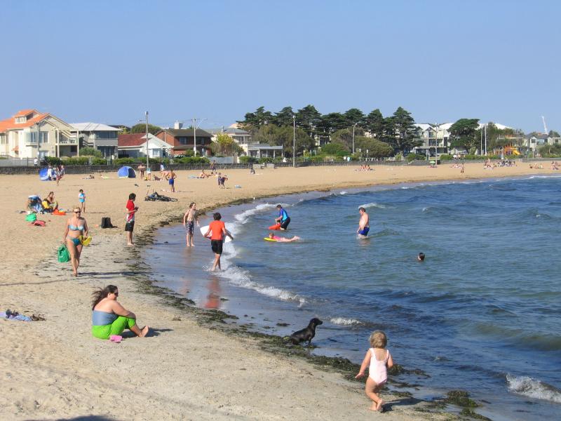 Williamstown - Williamstown Beach, Esplanade: View east along beach from near pool