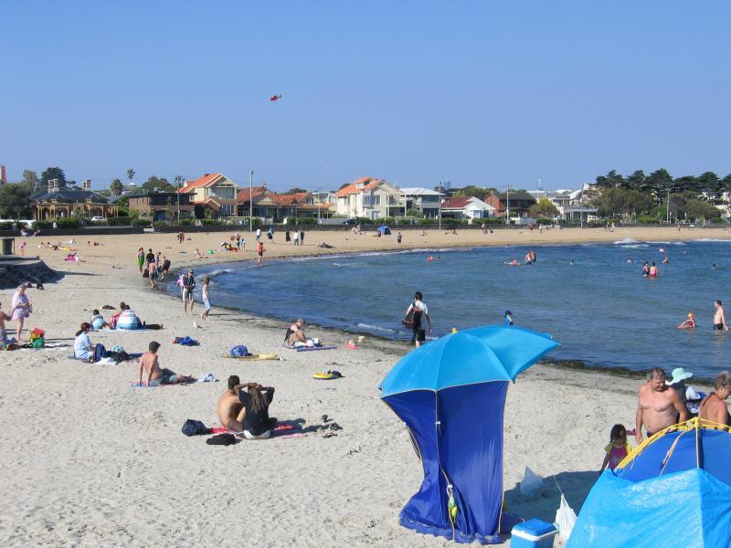 Williamstown - Williamstown Beach, Esplanade: View along beach near pool