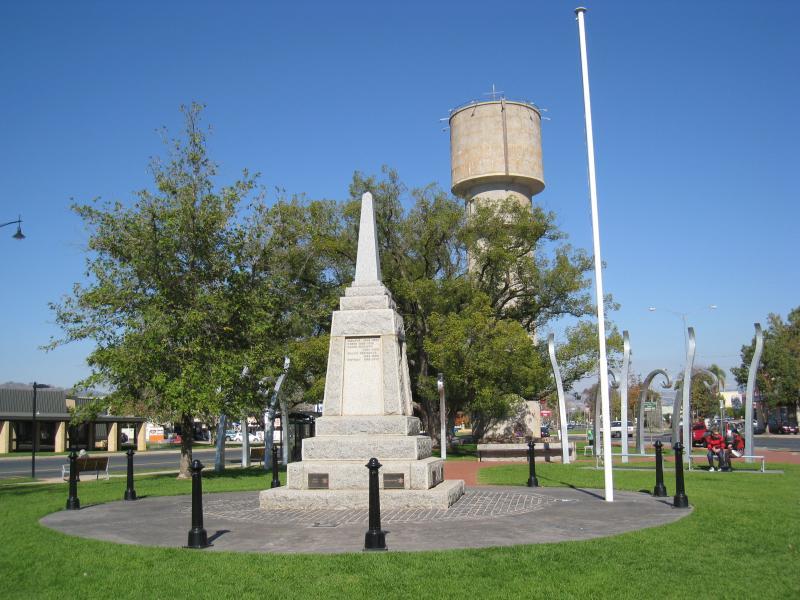 Wodonga - Shops along High Street south of railway line, Stanley Street and Woodland Grove: War memorial and water tower, Woodland Grove