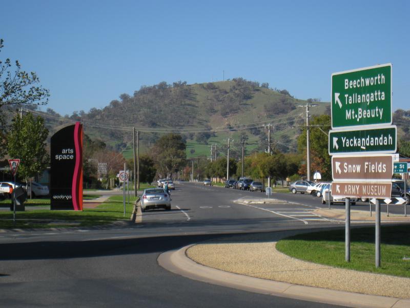 Wodonga - Shops along High Street south of railway line, Stanley Street and Woodland Grove - View east along Lawrence St at roundabout