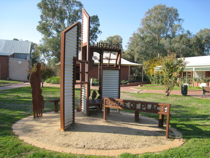 Wodonga - Gateway Village, Gateway Island: Bonegilla monument, gardens behind HotHouse Theatre